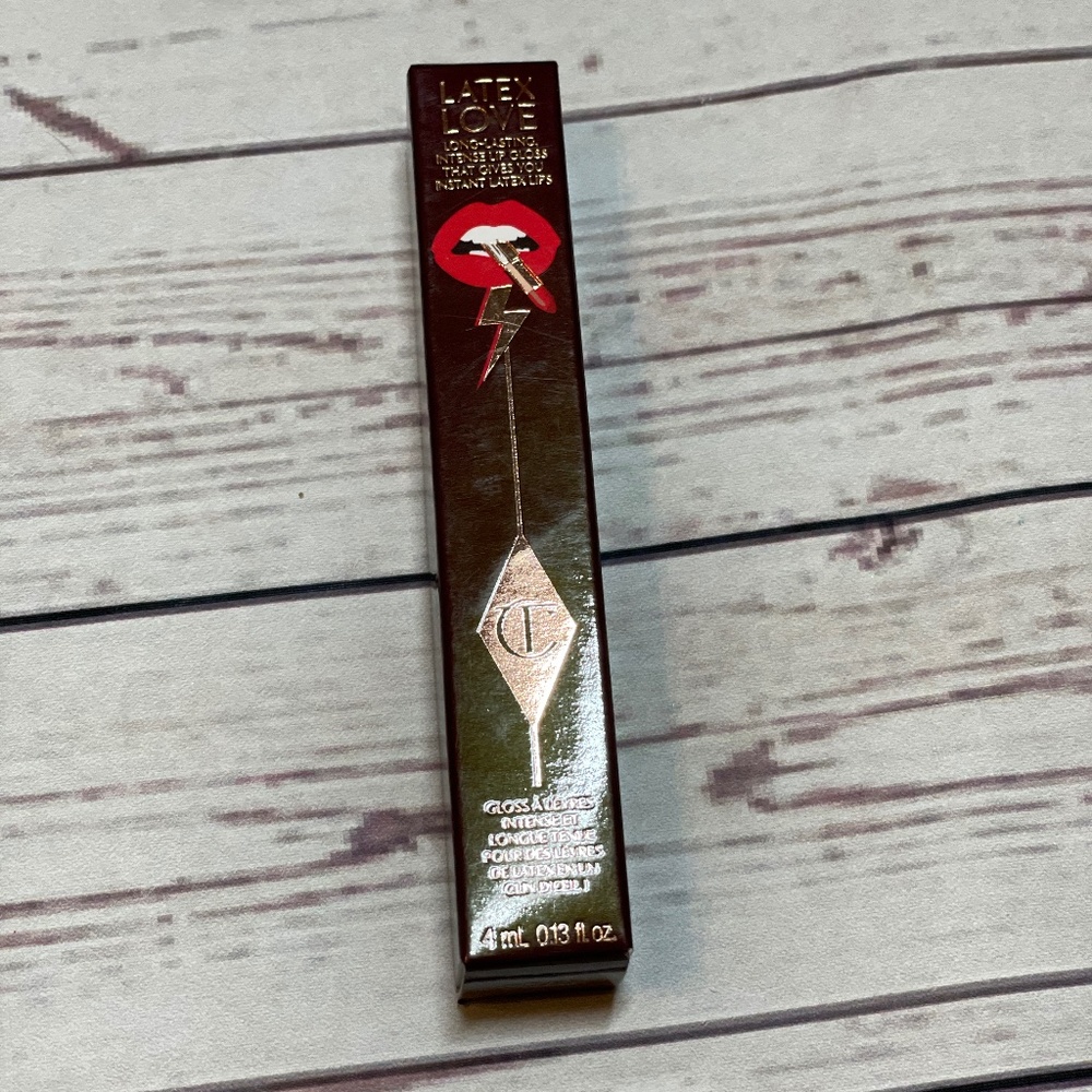 Charlotte Tilbury Latex Love Coral Lip Gloss